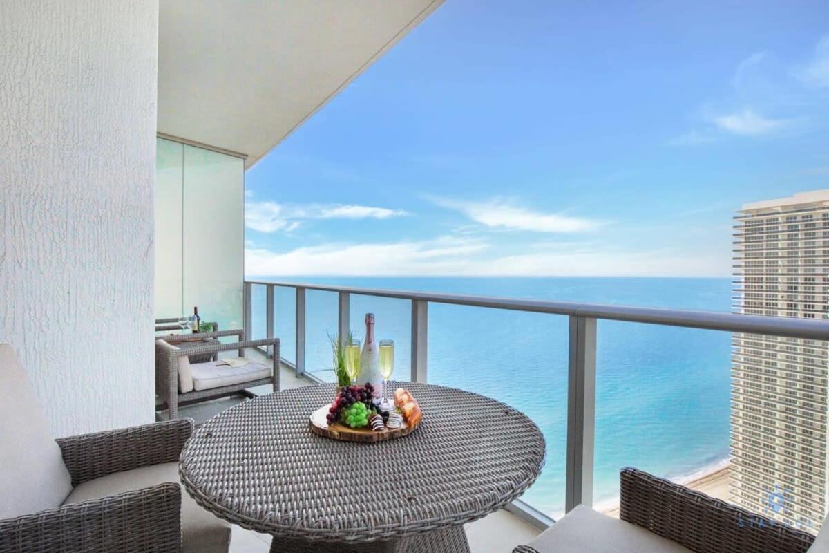 דירות הוליווד Upper Level Penthouse - Amazing Views Beach & Intracoastal מראה חיצוני תמונה